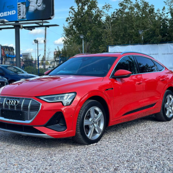 Audi e-tron 55 quattro S line 2020 czerwony, elektryczny