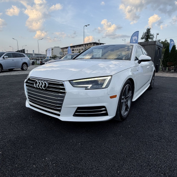 Audi A4B9 2017 білий, бензин