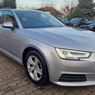 Audi A4 2019 argent, diesel