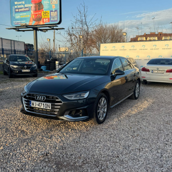 Audi A4 2024 szary, benzyna