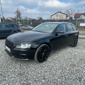 Audi A4B8 2009 czarny, benzyna