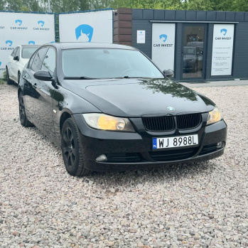 BMW 320i 2005 чорний, газ/бензин