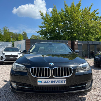 BMW 528i (Xdrive) 2013 чорний, бензин