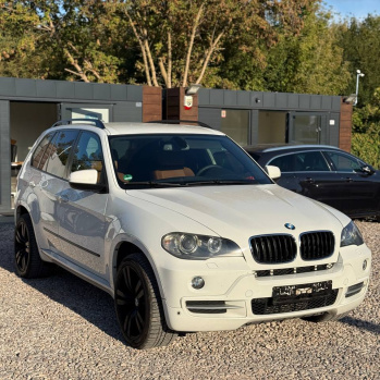 BMW X5 2009 білий, дизель