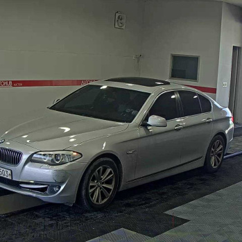 BMW 5 Series 2013 Srebrny, Diesel