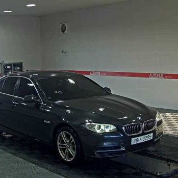 BMW 5 2014 czarny, diesel
