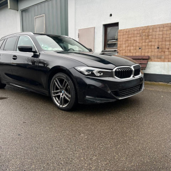 BMW 318d LCI Sport Line 2023 czarny, diesel