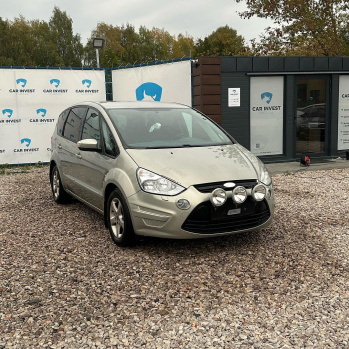 Ford S Max 2010