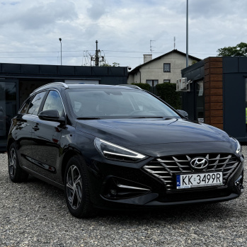 Hyundai i30 2024 czarny, turbo benzyna