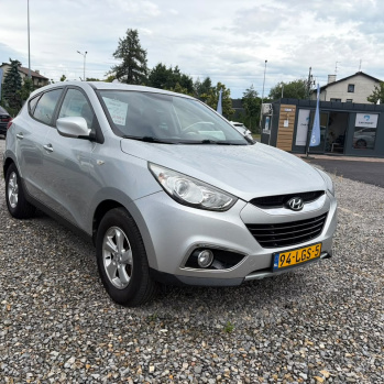 Hyundai LX35 2010 srebrne, Benzyna