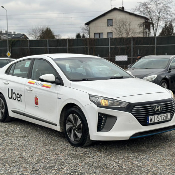 Hyundai Ioniq 2016 biały, benzyna\hybryda