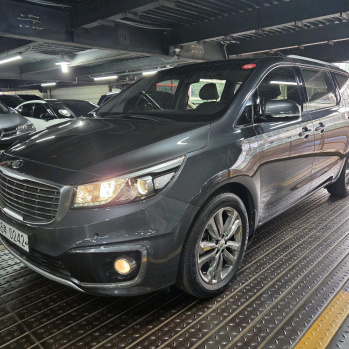 Kia Carnival 2017 czarne, diesel