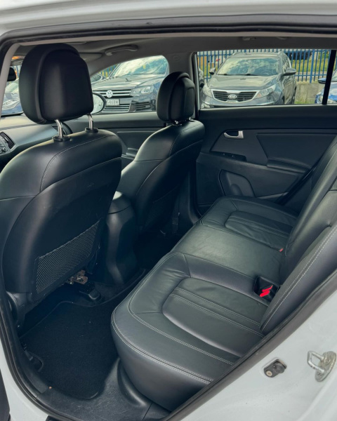 Kia Sportage 2011 biała, diesel