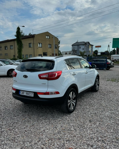 Kia Sportage 2011 biała, diesel