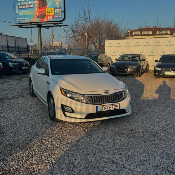 Kia Optima 2014 білий, бензин/гібрид/газ
