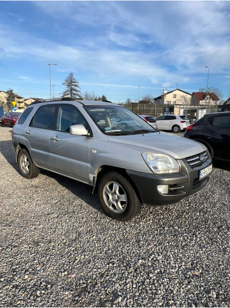 KIA Sportage 2008 srebrny, diesel