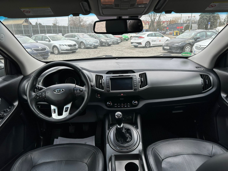 KIA Sportage 2012 czarny, benzyna