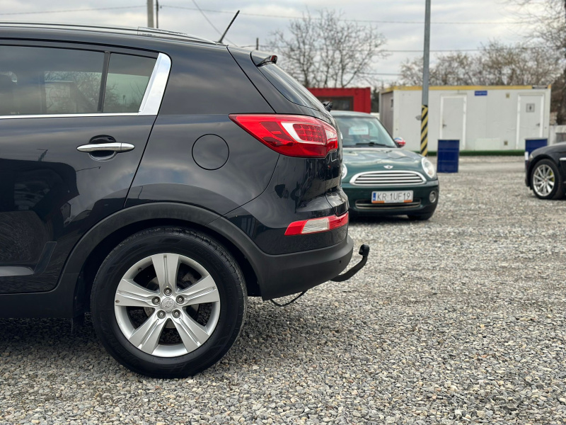 KIA Sportage 2012 czarny, benzyna