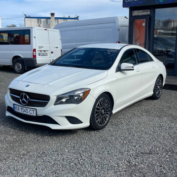 Mercedes-Benz CLA 250 2015