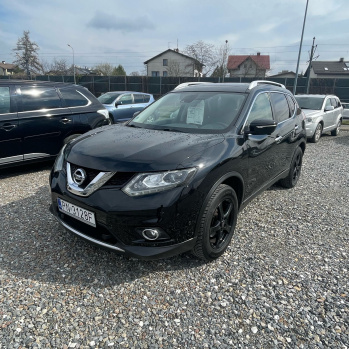 Nissan X-Trail 2015 черный, турбодизель