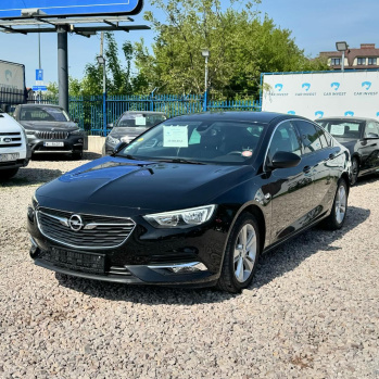 Opel Insignia 2018 czarny, diesel