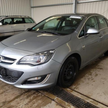 Opel Astra J Lim. Innovation 2013