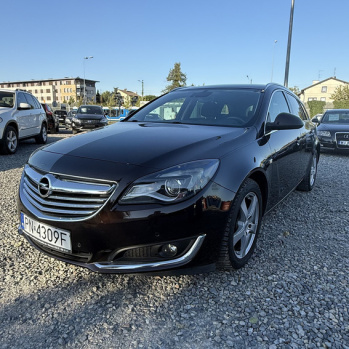 Opel Insignia 2015 черный, дизель