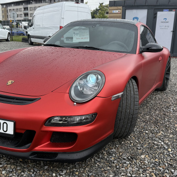 Porsche 911 Carera S 2005 червоний, турбобензин