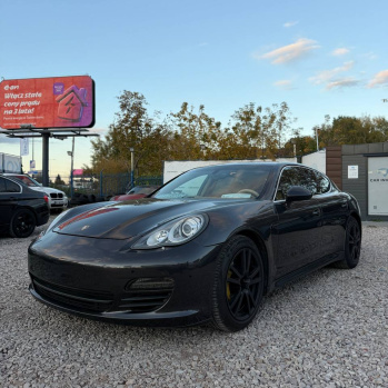 Porsche Panamera 2009 чорний, бензин