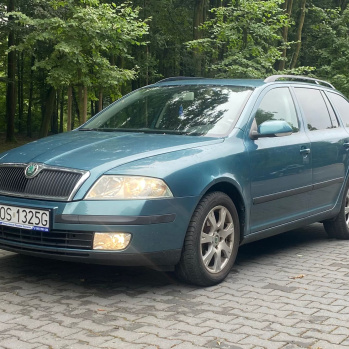 Skoda Octavia 2005 bleu, essence