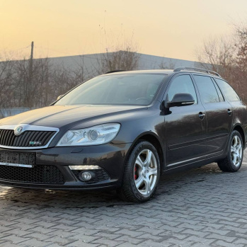 Skoda Octavia A5 VRS 2011 TDi czarny
