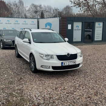 Skoda Superb 2012 biała, diesel