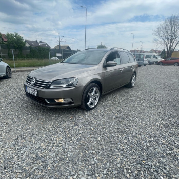 Volkswagen Passat B7 2013 сірий, дизель