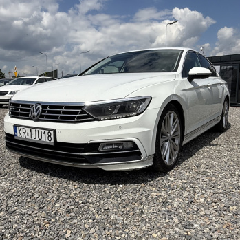 Volkswagen Passat B8 2015 білий, дизель