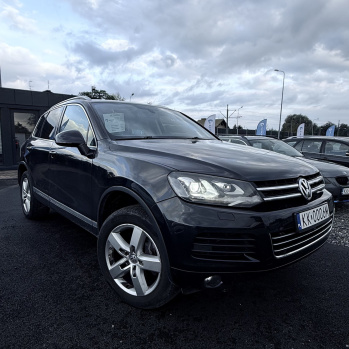 Volkswagen Touareg 2011 черный, дизель