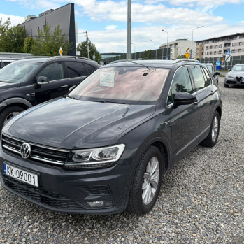 Volkswagen Tiguan 2019 czarny, benzyna